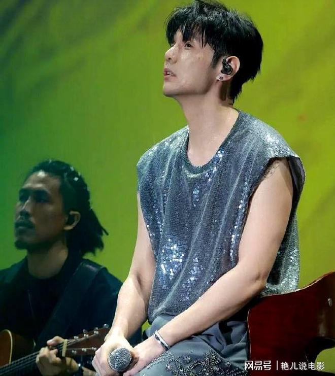不小”一句先生在身旁道尽所有安稳幸福尊龙人生就是博41岁杨丞琳坦言手术“(图7)